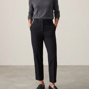Uniqlo Black Trousers Pants Size Medium Classic Office Workwear Professional